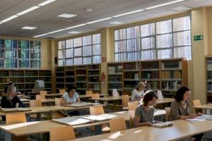 El Ayuntamiento de València abre el plazo para solicitar la beca de catalogación de los fondos de la biblioteca y la hemeroteca municipal