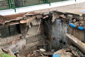 S'esfondra el sostre d'una piscina a Castelló