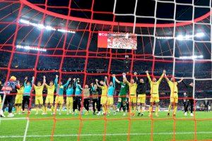 Villarreal CF: Noche de gloria y pasión para una afición que toca el cielo