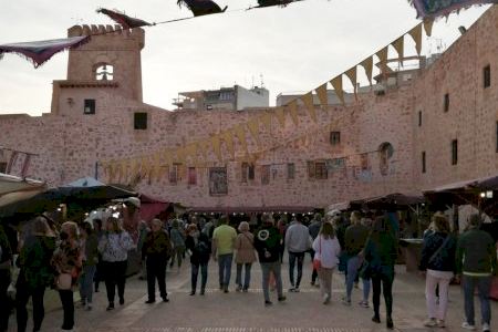 Compromís per Santa Pola critica el “desastroso” Mercado Medieval de Semana Santa