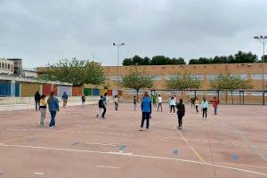 El Ayuntamiento de Almussafes inaugura las escuelas de Pascua en los centros educativos