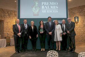Elia Torroella recogió en el castillo de Santa Bárbara el XIII Premio Balmis que otorga el Rotary Club de Alicante