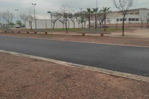 Vila-real amplía el Plan de aparcamientos con el asfaltado y adecuación de dos espacios de estacionamiento en la CEM
