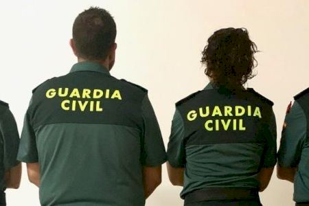 Denuncien que un Guàrdia Civil increpa a un ciutadà d'Elda per parlar-li en valencià