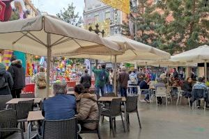 Los hosteleros de Valencia muestran su descontento con la nueva ordenanza que restringe la apertura de establecimientos