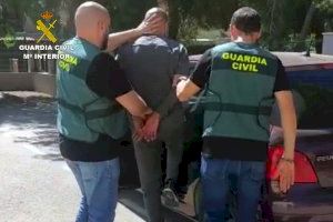 Detienen al autor de una quincena de robos en el interior de vehículos en Alicante, Murcia y Albacete