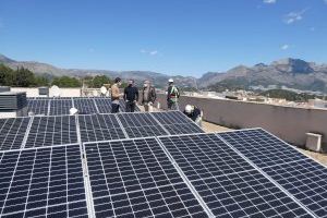 Las placas de energía solar del Centro Social Calvari de La Nucía entran en funcionamiento