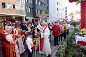 Benidorm celebra de nuevo la Festa de la Creu tras dos años sin hacerlo por la pandemia