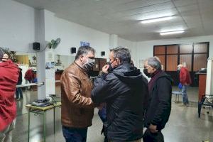 El Ayuntamiento de Villena reúne a vecinos y comerciantes de Santa María de la Cabeza para explicar el inicio de las obras