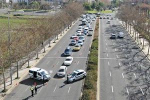 Detingut a València un pròfug que circulava sense permís de conduir