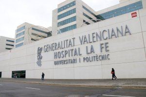 Un niño de 13 años ingresa en la UCI del hospital La Fe tras ser agredido por su padre
