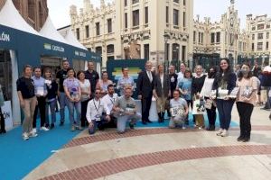 Vinaròs promociona su oferta turística en una acción de calle en València