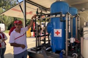Elche celebra el Día Mundial de la Cruz Roja con una muestra de material humanitario en Traspalacio