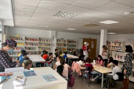 Rafelbunyol realitza un programa de foment de la lectura en la comunitat escolar