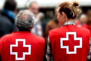 Benidorm se suma a la conmemoración del Día Mundial de la Cruz Roja