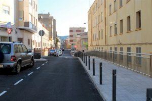 L'Alcora obri al trànsit el remodelat carrer Enrique Grangel Girona, un dels grans reptes urbanístics de la localitat