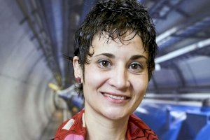 María Moreno Llácer, investigadora de l’IFIC, rep la beca Leonardo a Investigadors en Física