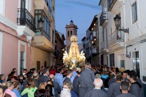 La imagen de la Virgen de los Desamparados retorna a la parroquia de San Luís Beltrán