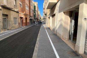 L'Ajuntament de Burriana finalitza les obres de repavimentació i dotació d'accessibilitat al carrer València