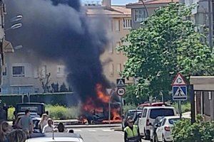 S'incendia una furgoneta a Benicàssim