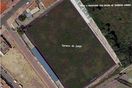 El Ayuntamiento construye un nuevo graderío en el estadio El Palmeral