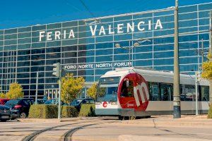 La Generalitat ofrece servicios especiales de tranvía a Feria Valencia para acudir al Día Mágico by FIMI y Kubecon