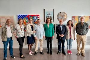 València inaugura la exposición artística ‘Tribut a Berlanga’ en la Biblioteca de Benicalap