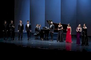 Los artistas del Centre de Perfeccionament interpretan opereta y zarzuela en ‘Matins a Les Arts’