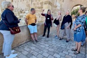 Agentes de turismo idiomático de Polonia visitan la Costa Blanca para conocer su oferta