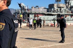 Ejercicio de seguridad marítima en las instalaciones del puerto de Alicante