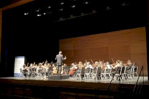 La Orquesta Filarmónica de la UA deleitó al público de l’Auditori