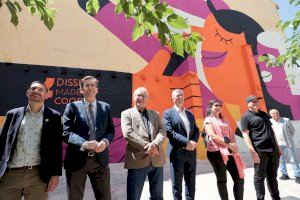 València estrena el mural de creació col·lectiva Disseny made in Coop, al costat de l'IVAM