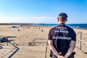 València aumenta en 10 agentes el dispositivo policial en las playas e inaugura un retén móvil para dar servicio a los Pobles del Sud