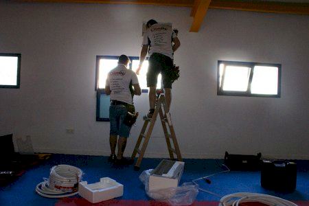 Esports instal·la aire condicionat a la sala multiusos del Pavelló Municipal Garganes