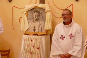 Un sacerdot i missioner valencià és l'encarregat de custodiar la tomba de Sant Carles de Foucauld a Algèria