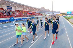 El “Desfile de naciones” abre el Iberoamericano de Atletismo en La Nucía