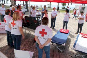 Cruz Roja muestra en Benicàssim cómo actuar ante una emergencia