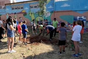El Ayuntamiento de la Vall d’Uixó retoma el proyecto de aprendizaje-servicio para recuperar la zona del río junto a la Moleta