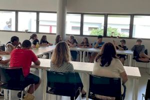 Xiquetes i xiquets d'Alaquàs participen en un taller formatiu sobre l'homofòbia, la transfòbia i la bifòbia