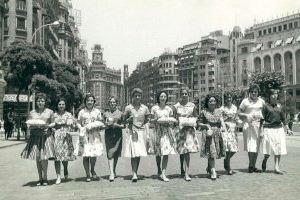 Cáritas Valencia presenta una muestra fotográfica con motivo de su 60 Aniversario