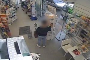 Detienen a un joven por robar en cuatro farmacias de Alicante y Almería