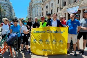 La Federazione Italiana Ambiente e Bicicletta (FIAB) premia l'Ajuntament de València pel seu “compromís de promoure la mobilitat ciclista”