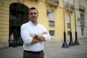 Mompó pide a Obras Públicas que explique los criterios para conceder el bus nocturno en l'Horta