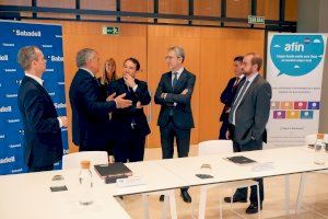 La Generalitat amplía el convenio con el Sabadell para aumentar hasta 25 millones de euros los avales concedidos a empresas valencianas