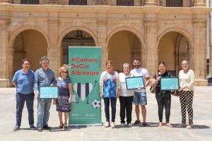 Ribera entrega los premios del concurso #ComerçDeCorAlbinegre
