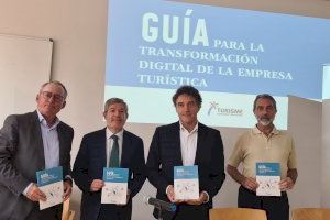 Turisme y el Consejo de Economistas de la Comunitat Valenciana promueven la transformación digital de la empresa turística
