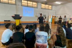 Curso intensivo de autoprotección en playa para los alumnos de todos los colegios públicos de El Campello