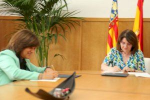 La Universitat d’Alacant i el Col·legi Oficial de Procuradors subscriuen un acord de col·laboració