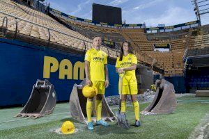 El Villarreal CF presenta la nueva equipación para la temporada 2022/23