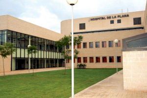 Los técnicos de enfermería denuncian al Hospital La Plana